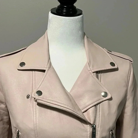 Forever 21 Moto Crop Faux Leather Jacket - Picture 4 of 14